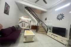 Cho thuê nhà ngõ 105 láng hạ, đống đa 67m x 3t giá 16 triệu, cho ở nhóm