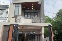 Mặt tiền hương lộ 11 nhà phố hiếm giá chạm đáy