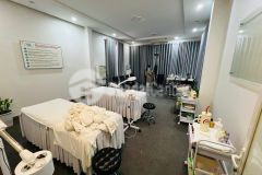 𝐂𝐡𝐨 𝐓𝐡𝐮𝐞 nhà mặt tiền pasteur hải châu dt 200m2 dtsd 550m2