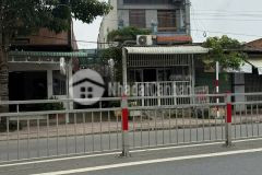 Bán nhà mặt tiền tl 826, xã long hòa, cần đước dt 100m2, 1 lầu, 3pn, 2wc giá 4,9 tỷ