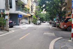 Bán nhà đầm trấu 50m2, 6 tầng thang máy. phân lô oto vào 15.8 tỷ