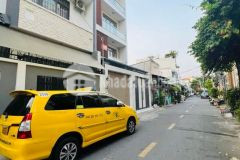 Nhà mặt tiền 4 tầng dt lớn 92m2 sát quận 6 phù hợp ở, kinh doanh, giử tiền