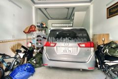 Phù hợp gia đình nhỏ hoặc vợ chồng trẻ. nhà 2 tầng hẻm 8m thông lê công phép