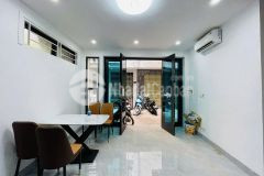 Hiếm phố nguyễn khang 30m2, 5 tầng, mặt tiền 4m lô góc 2 thoáng giá 7.95 tỷ vip cầu giấy