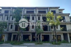 Chủ cần bán gấp liền kề vạn tuế trung tâm ecopark 100m2 giá rẻ hơn so với thị trường