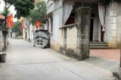 Đất đẹp đường thông ô tô tránh nhau trí quả thuận thành dt 63.8m2. giá 42 triệu m2