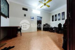 Cho thuê nhà nguyên căn đường đê la thành nhỏ, đống đa, ngõ trước nhà rộng