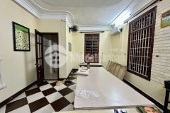 Bán nhà lãng yên tần khát chân 5 tầng lô góc vf3 đỗ cửa 1 nhà ra phố hai bà trưng