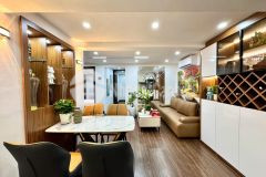 Tập thể tầng 1 đường tây sơn, đống đa, nhà đẹp, sân tiểu cảnh cực chất