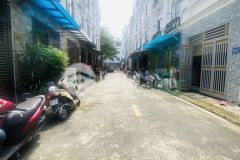 Bán nhà lầu đẹp lung linh hồ văn long giá chỉ hơn 2 đồng