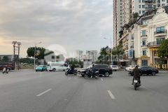 Nhà hoàngnhưtiếp 40m, 7t, mt4.1m, kd, lô góc, thang máy, nở hậu, ngõ thông, ô tô đỗ cửa.