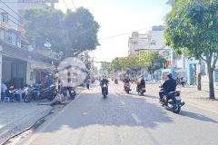 Bán nhà 2 lầu mặt tiền kd sầm uất đường âu dương lân p.3 quận 8