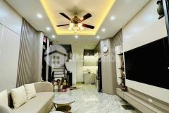 Bán nhà gần phố thanh nhàn hai bà trưng, ngõ thông gần phố, nhà đẹp nở hậu, nội thất đẹp.