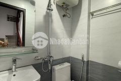 Bán nhà đầu ngõ 559 kim ngưu, giá 5.2 tỷ, 22m2x5t, ở luôn