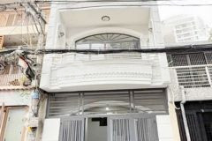 Hẻm xe tải chánh sát đường 𝙇ũ𝙔 𝘽á𝙉 𝘽í𝘾𝙃 trung tâm tân phú gần ủy ban quận