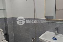 Nhà ở mới rất đẹp ra đại lộ trường chinh cạnh trường tiểu hoc tân trụ.