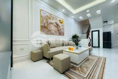 Bán nhà mới 5 tầng x 40m2 nội thất đẹp, gần phố bạch mai hai bà trưng, chỉ nhỉnh 8 tỷ.