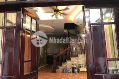 Cần cho thuê nhà riêng phố quan hoa, cầu giấy 55m x 5t giá 18 triệu ô tô đỗ cửa