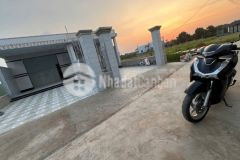 Bán 2 căn nhà cấp 4 mới xây xã quê mỷ thạnh, tân trụ dt 145m2, 2pn, 1wc giá 1,199 tỷ 1 căn