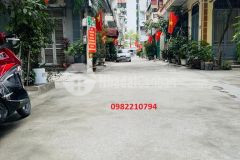 Hoàng quốc việt phân lô ô tô đỗ cửa 80m2 18 tỷ