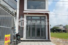 Cg. bá.n nhà trệt lửng 4 phòng ngủ mới đẹp gi.á rẻ hiếm có tại đs 7 kdc đông phú châu thành