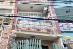 Hẻm ôtô, nhà 2 mặt tiền hẻm 𝙃ồ𝙉𝙂 𝘽à𝙉𝙂 q11, giáp q5 q6 sổ vuông a4 hoàn công đủ.