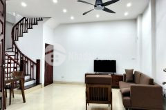 Trung tâm bồ đề nhỉnh 9tỷ nhà đẹp ở ngay 39m 4t cách 15m ra phố tiện ích bạt ngàn