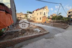 Hơn 2tyxx sở hữu ngay lô 42,8m2 tại ngọc loan, như quỳnh 0835459289