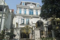 Chị lan bán biệt thự tây nam hồ linh đàm gần hồ linh đàm 186m2 chỉ 51.x tỷ. lh 0989626116