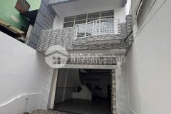 Cho thuê nhà mặt tiền đường 30 tháng 4 gần vincom xuân khánh giá 23 triệu