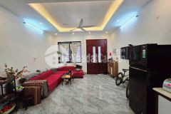 Cho thuê nhà riêng đường cầu giấy 30m x 5t, 3pn4vs giá 16tr nhà đẹp, full đồ