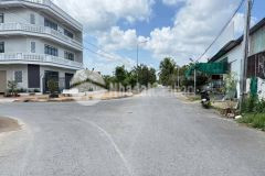 Cần bán nền đẹp 120m2 giá tốt mặt tiền trục chính đường a1 kdc phú an 3,3 tỷ