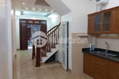 Cho thuê chdv ngõ 286mỹ đình, từ liêm 43m x 4t x 5pn3vs giá 16 triệu, 20m ra ô tô