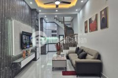 Bán nhà phố giáp nhị hoàng mai, 5 tầng nội thất đẹp, gần phố, một căn duy nhất nhỉnh 7 tỷ.