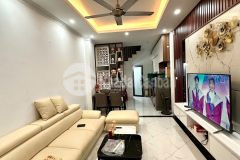 Nhà đẹp nội thất hiện đại giá rẻ ngõ phố xuân đỗ dt 30m2. giá 6.2 tỷ