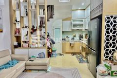 Bán nhà lương khánh thiện hoàng mai, gần mặt phố đường ô tô, hai thoáng, mặt tiền rộng.