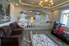 Bán nhà mặt tiền an dương vương, 200m2 đất5x40 7 tầng có thang máy, nội thất xịn. 28tỷ