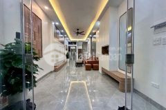 Bán nhà giáp bát hoàng mai, dt40m2, gia hơn 9 tỷ, ngõ nông,thoáng sáng,full nội thất