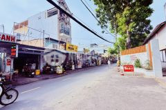 Bán gấp nhà mặt tiền ngay đh gtvt vừa ở vừa kinh doanh 120m2 chỉ 8.7 tỷ