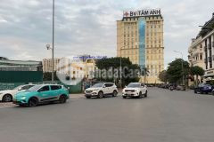 Nhỉnh 12 tỷ, nhà mới 6 tầng lõi hồng tiến, thang máy nhập, ngõ nông, thông, ô tô đỗ cửa.