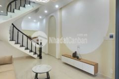 Bán nhà giá rẻ bất ngờ hxh phan huy ích ngang 4m 31m2 3 tầng tặng nội thất nhỉnh 5tỷ.