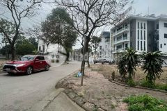 Bán đất mặt phố trần quốc lặc, ph quang trung, tp hd, 499m2, mt 13.7m, gần hồ hòa bình