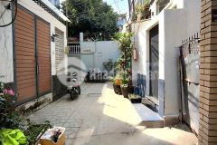 Mặt tiền thụt, nhà cũ tiện xây mới, 48m2 4.2 x 14.5, chỉ 4.9ty