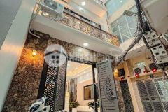 Siêu phẩm trần khát chân bán nhà 6 tầng thang máy long lanh lô góc hai bà trưng