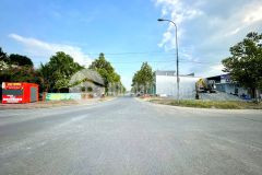 Cặp nền có sẵn nhà kho vị trí quá đẹp có mương hở bên hông 2m kdc phú an giá 5 tỷ 600 triệu