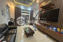 Định cư bán nhà 5 tầng siêu đẹp lê văn sỹ, 43m2, chỉ 8.x tỷ tl