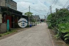 Bán nhà hai tầng mặt tiền đường hẻm lớn sát quốc lộ 22 củ chi ngang hơn 9m hơn 300m2 nhỉnh 5tỷ