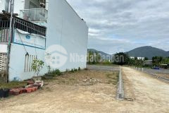 Bán đất diên điền mặt đường rọc chu cách hương lộ 5 đường đi am chúa chỉ 150m