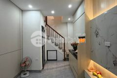 Phân khúc 4 tỷ trung tâm quận đống đa sổ đỏ chính chủ, full nội thất ac quan tâm liên hệ em 247