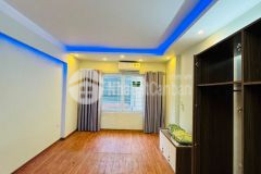 Nhà đẹp tam trinh ngõ nông cách ô tô tránh chỉ vài bước giá mềm